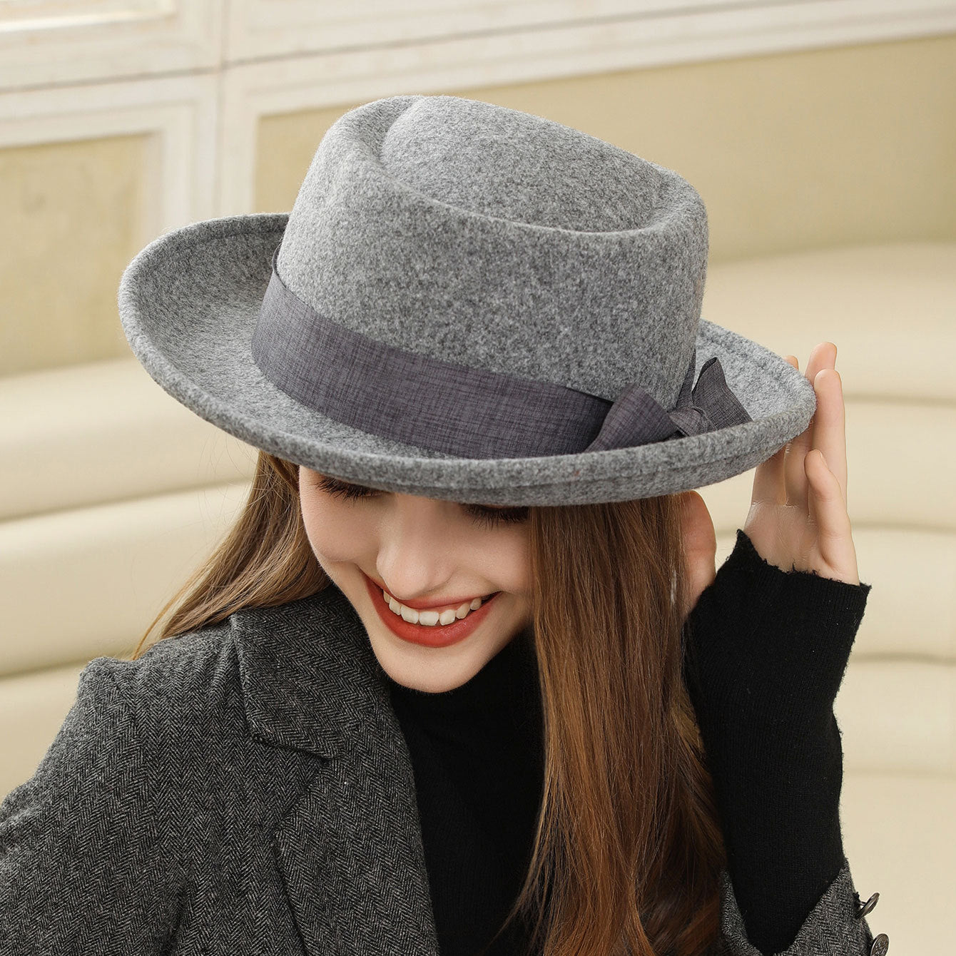 Vintage Bow Flat Top Hat – British Retro Autumn/Winter Fashion
