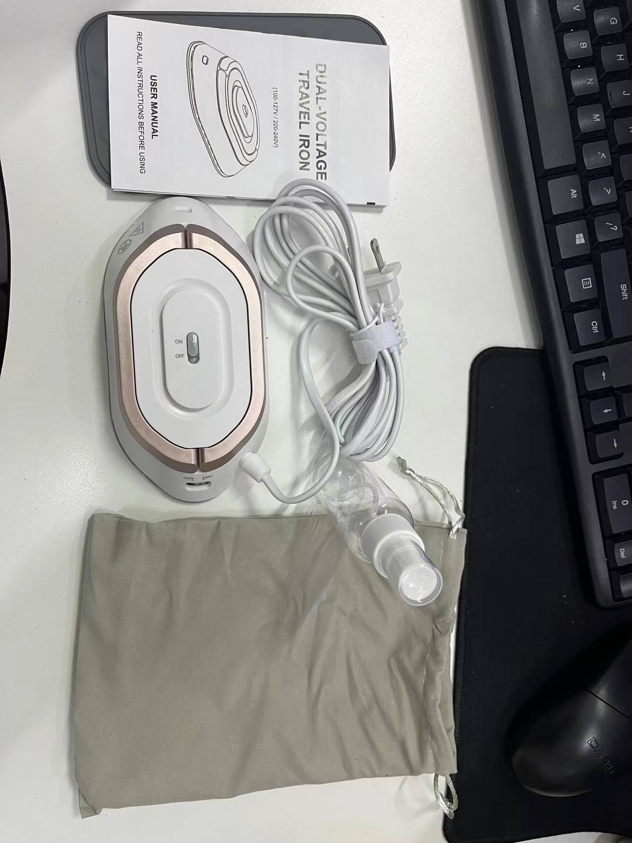 Newbealer Travel Iron With Dual Voltage 120V220V Lightwei