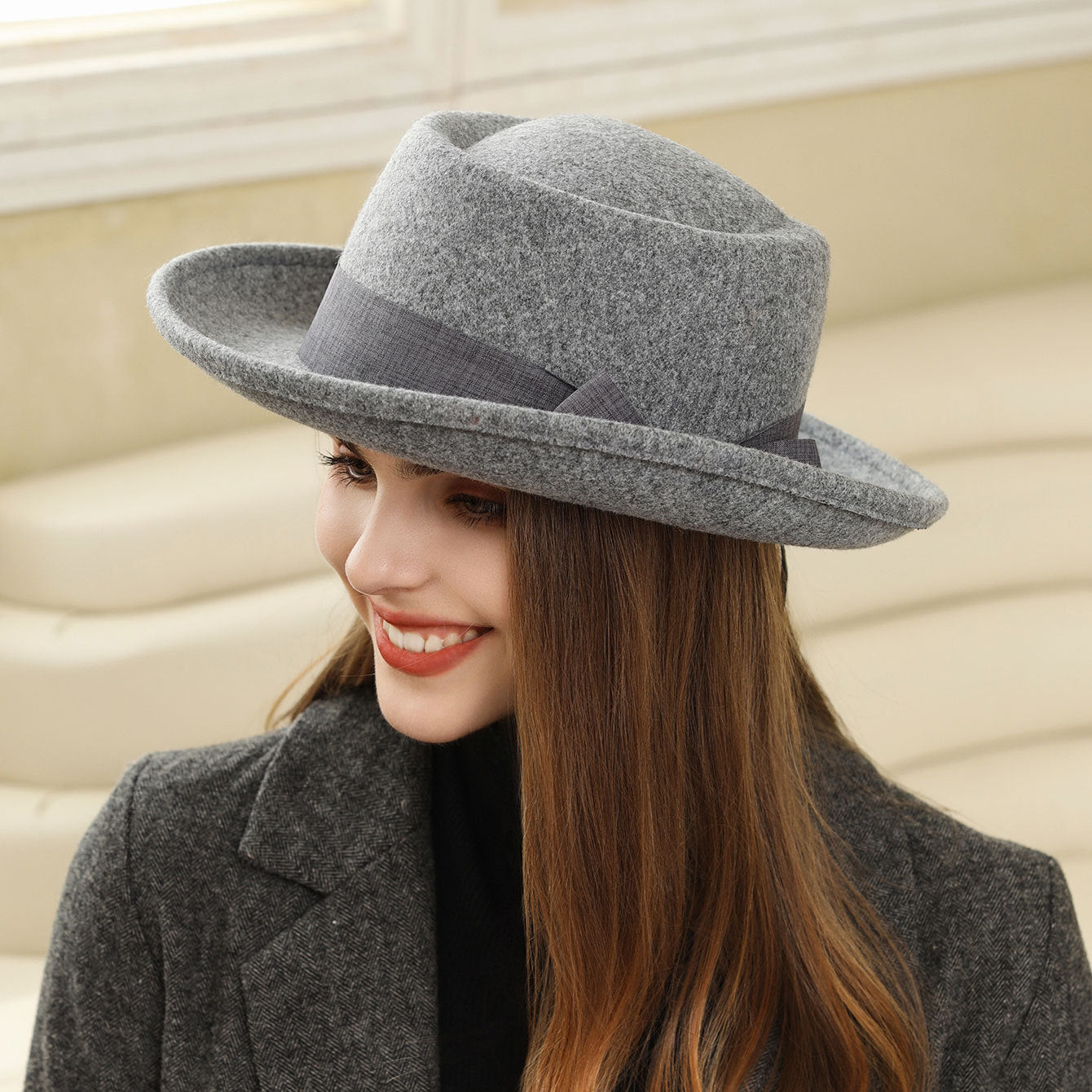 Vintage Bow Flat Top Hat – British Retro Autumn/Winter Fashion